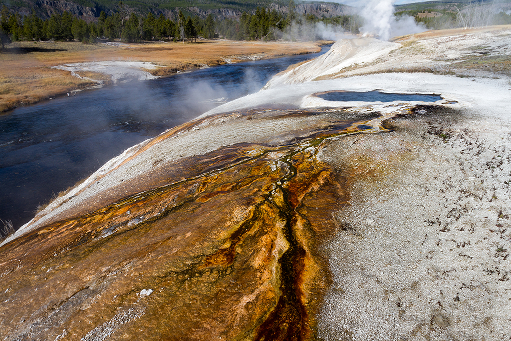 10-05 - 03.jpg - Yellowstone National Park, WY